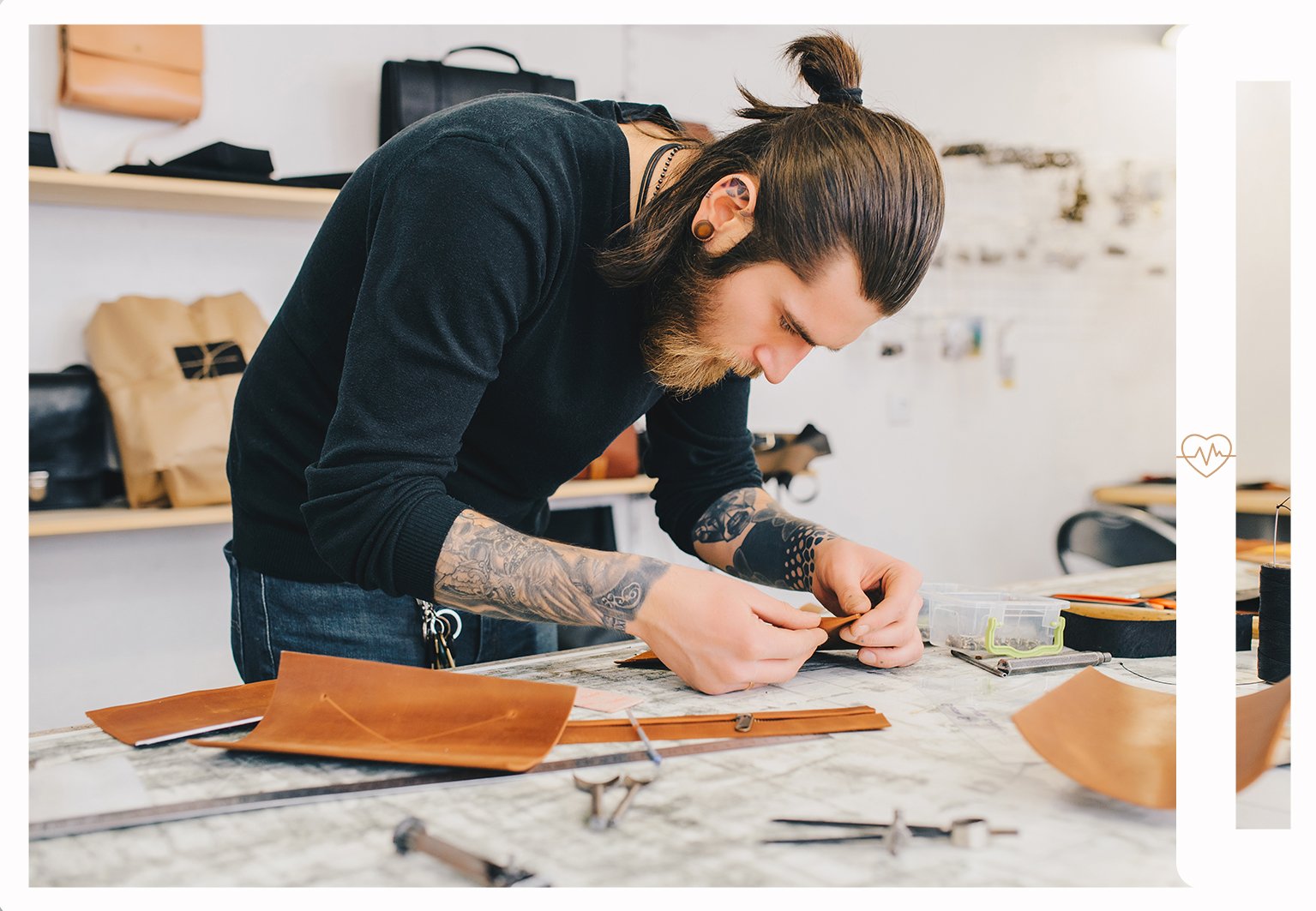 article  fleur de cuir- cuir tannage vegetal- cuir crazy horse